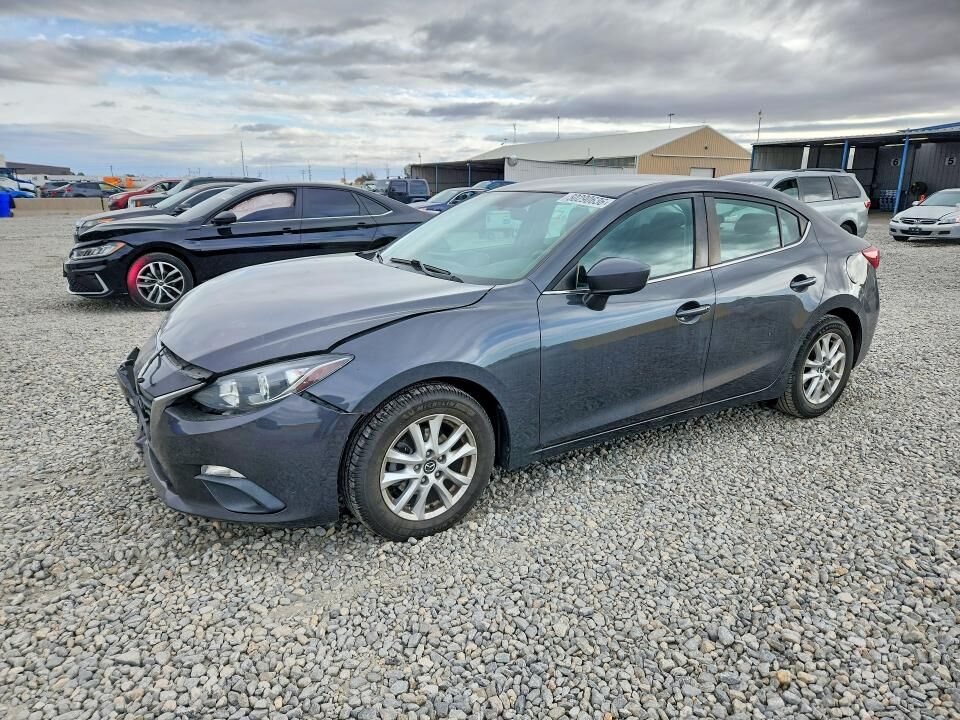 2016 MAZDA Mazda3