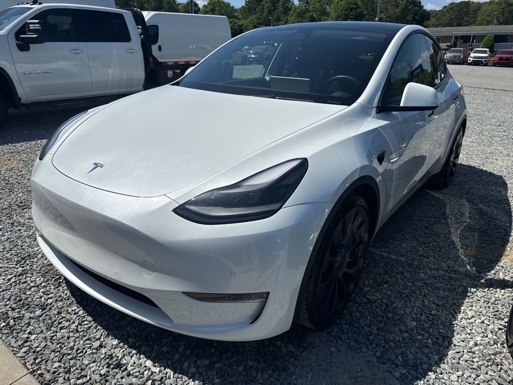 2022 TESLA Model Y