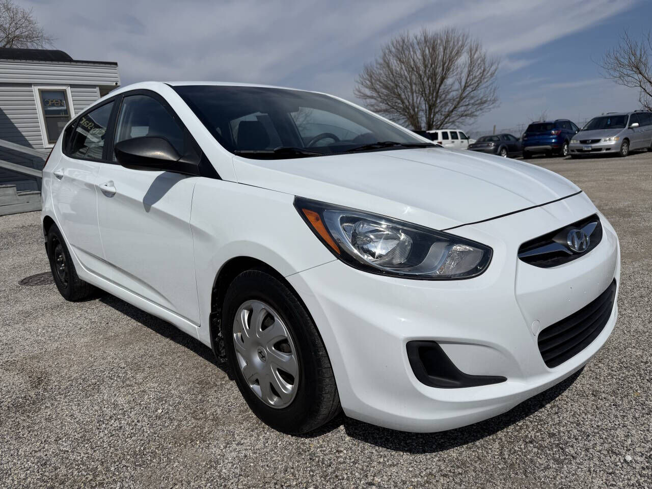 2014 HYUNDAI Accent