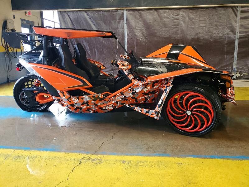 2017 SLINGSHOT Slingshot SLR
