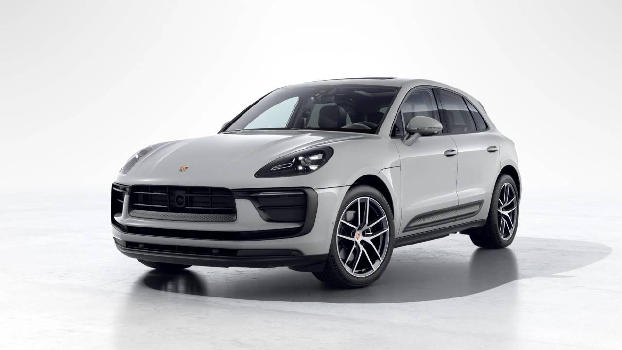 2026 PORSCHE Macan