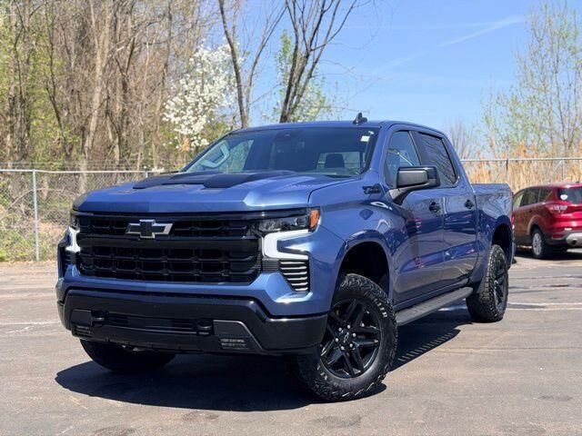 2024 CHEVROLET Silverado