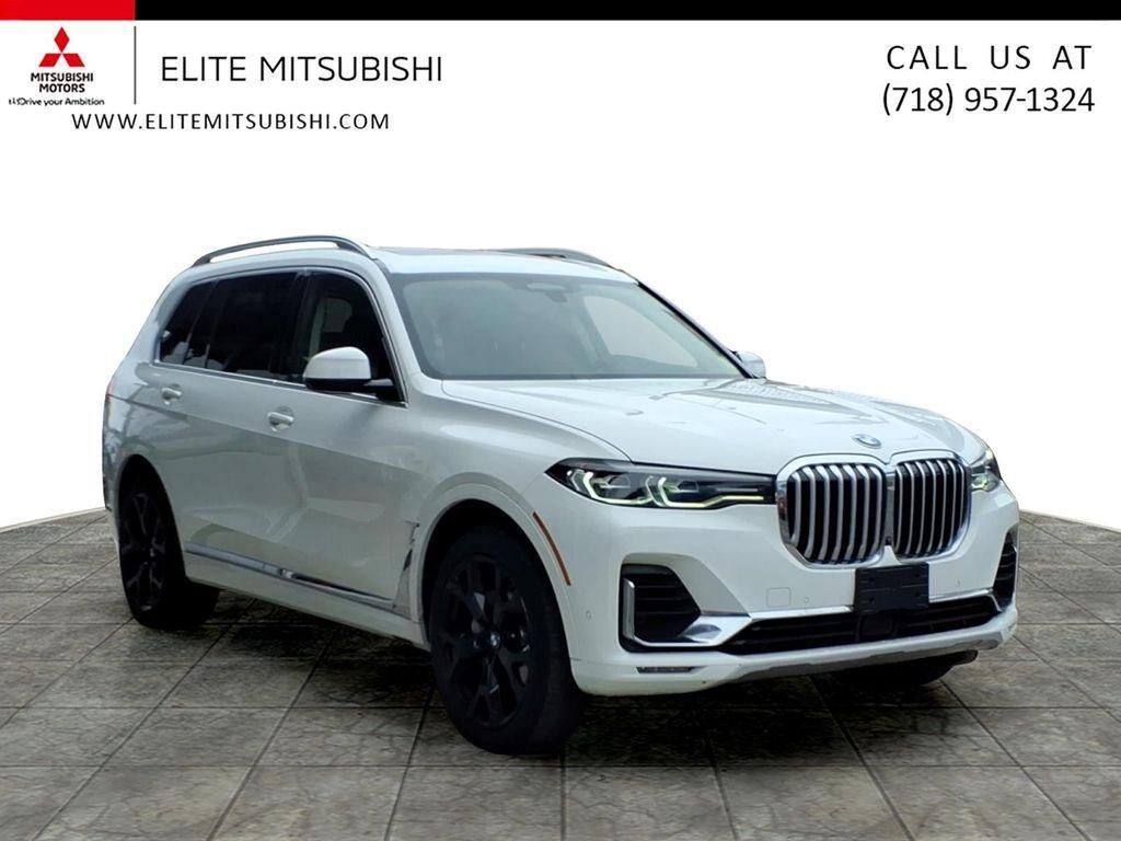 2022 BMW X7