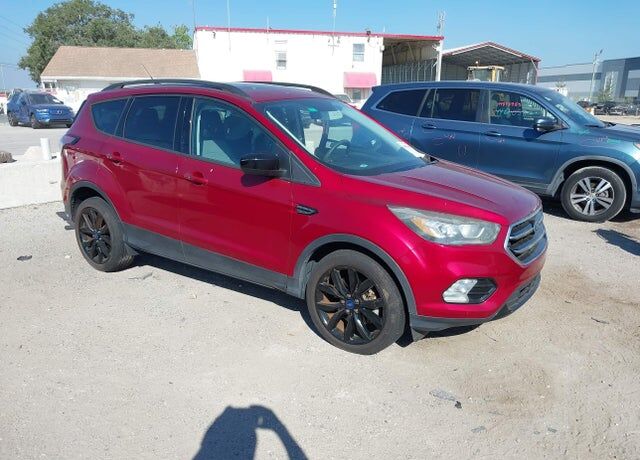 2017 FORD Escape