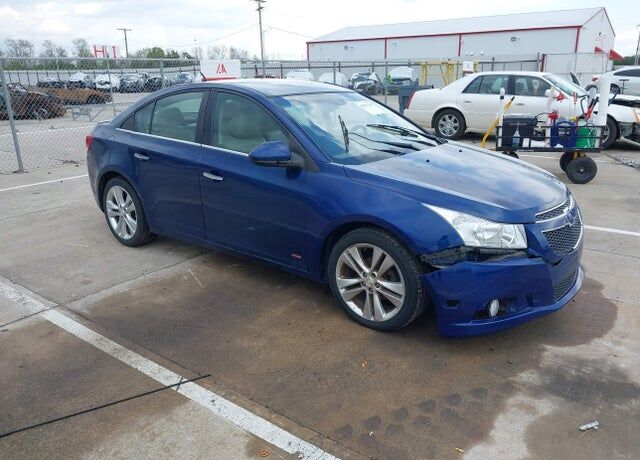 2013 CHEVROLET Cruze