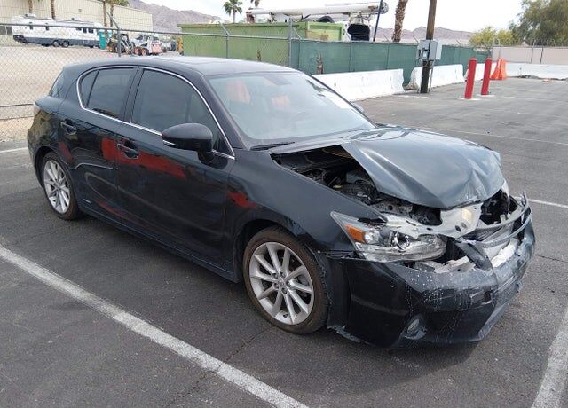 2013 LEXUS CT
