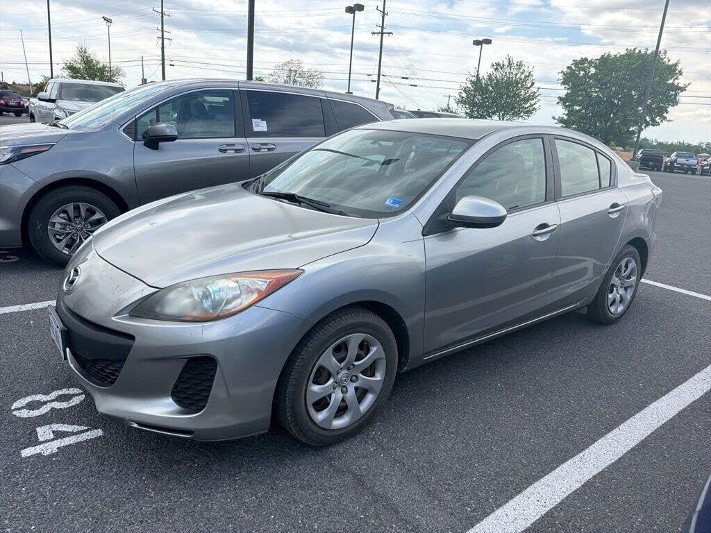 2013 MAZDA Mazda3
