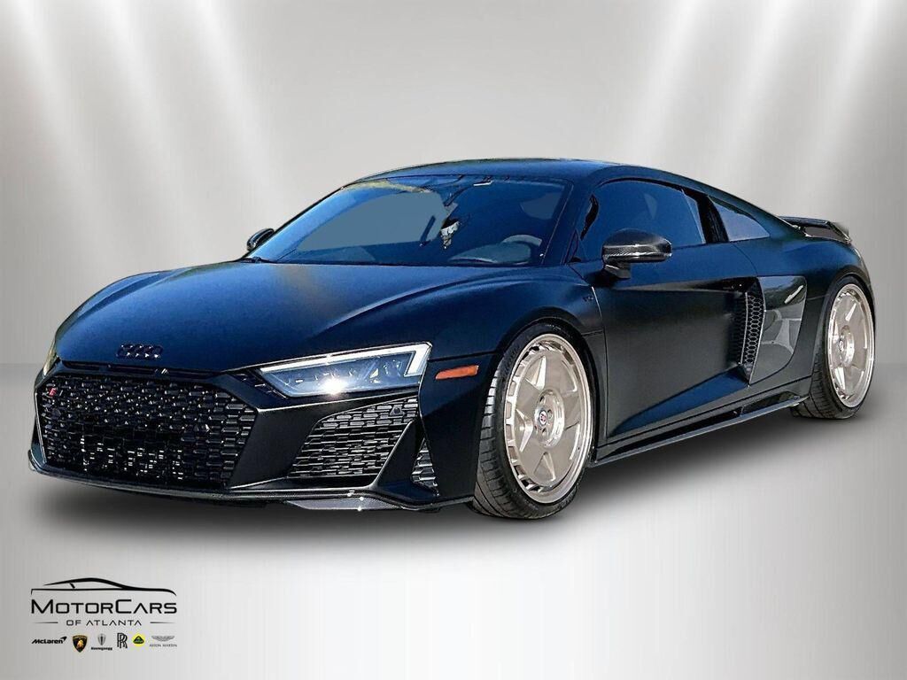 2023 AUDI R8