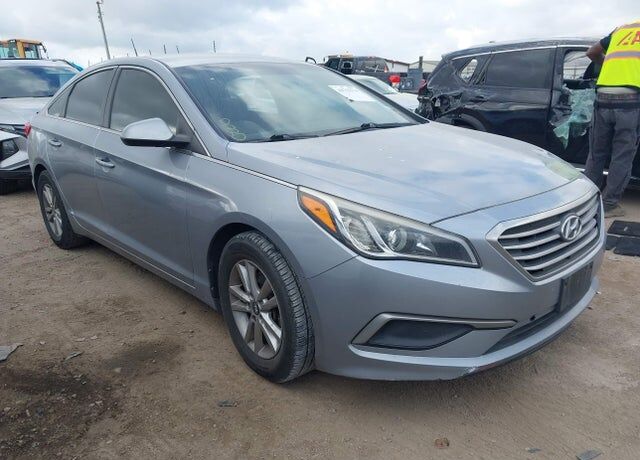2016 HYUNDAI Sonata