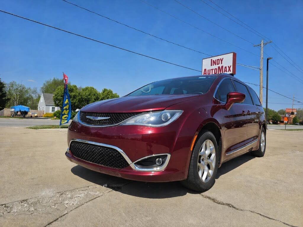 2019 CHRYSLER Pacifica