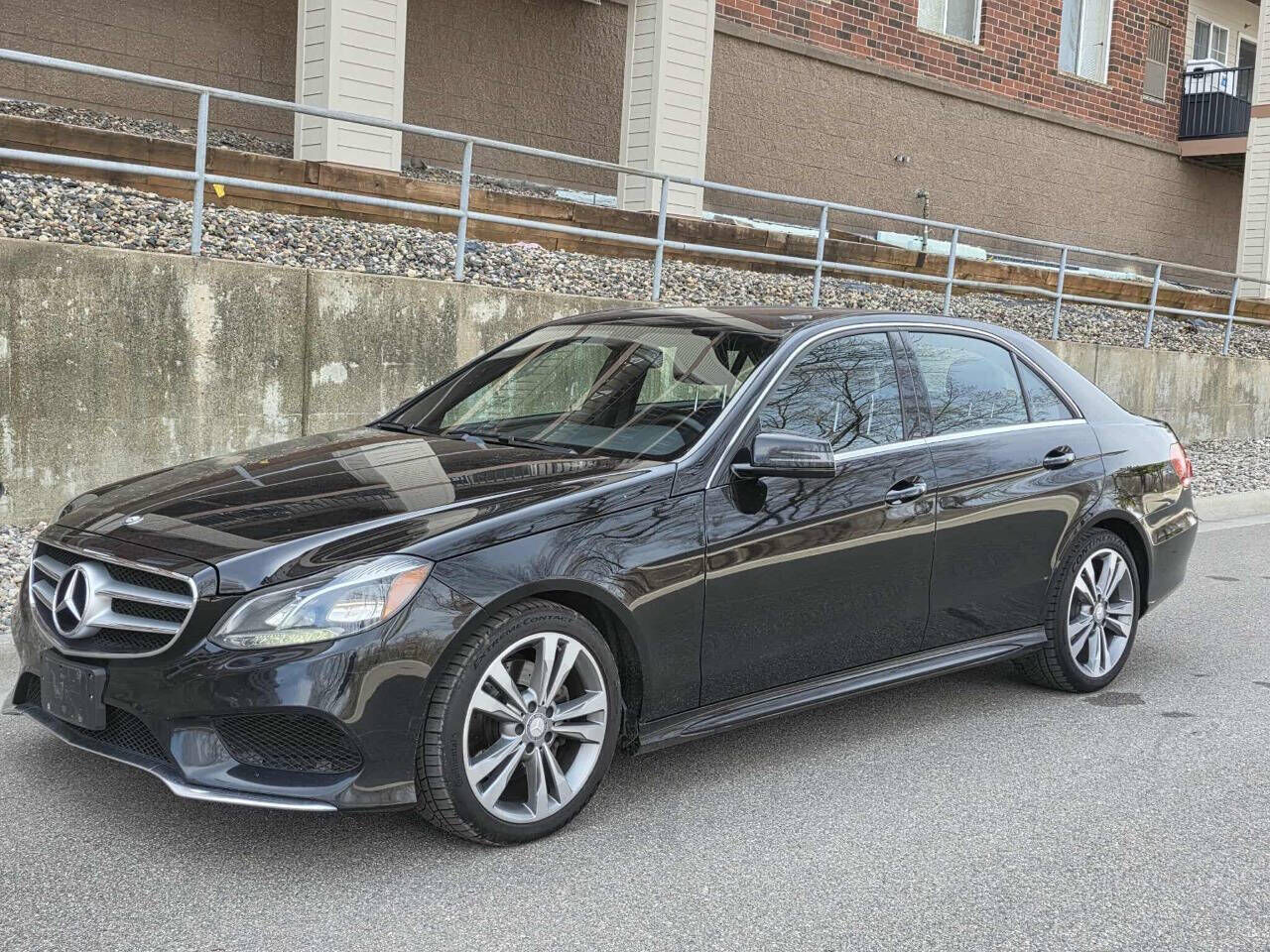 2015 MERCEDES-BENZ E-Class