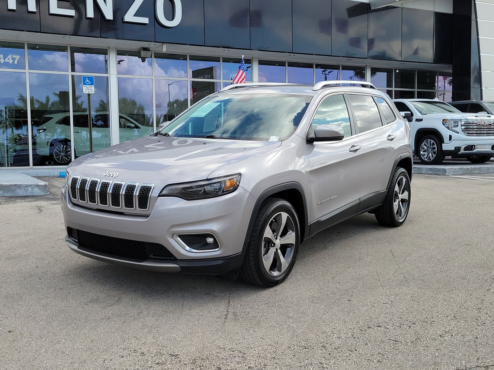 2019 JEEP Cherokee