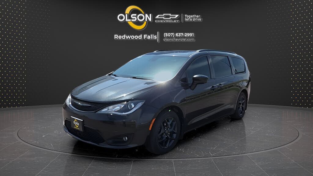 2019 CHRYSLER Pacifica