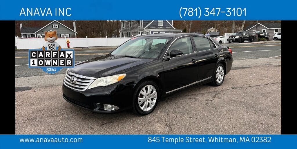2011 TOYOTA Avalon