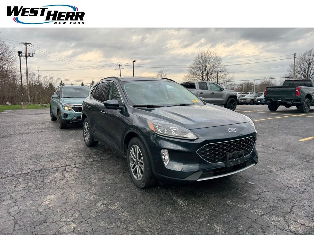 2022 FORD Escape