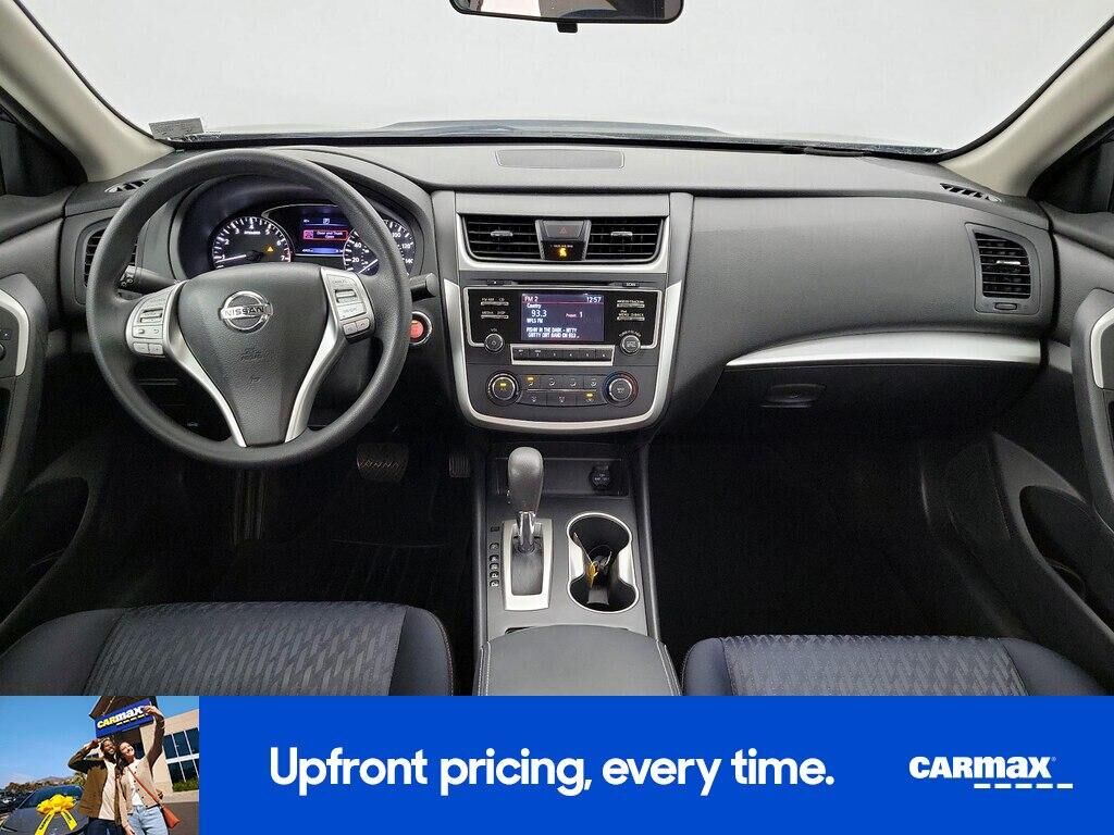2017 NISSAN Altima