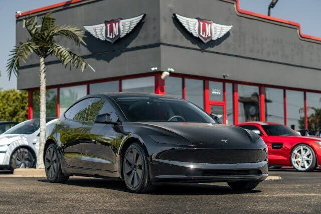 2024 TESLA Model 3
