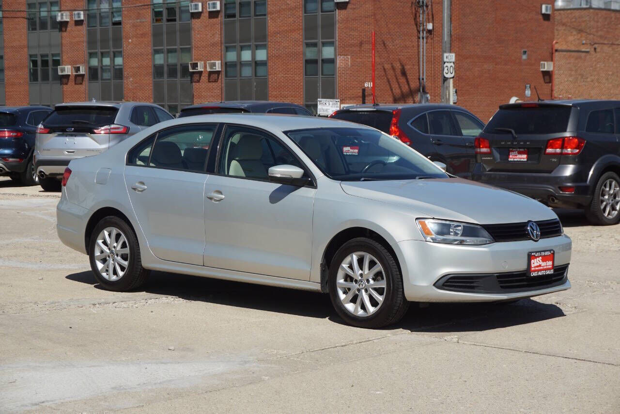 2011 VOLKSWAGEN Jetta