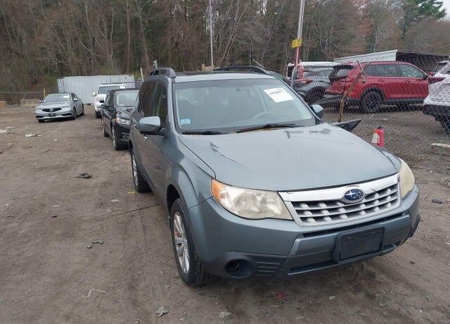 2011 SUBARU Forester