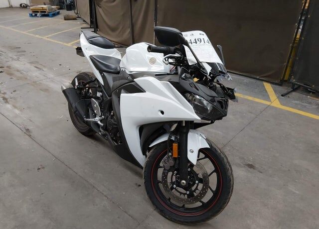 2017 YAMAHA YZF