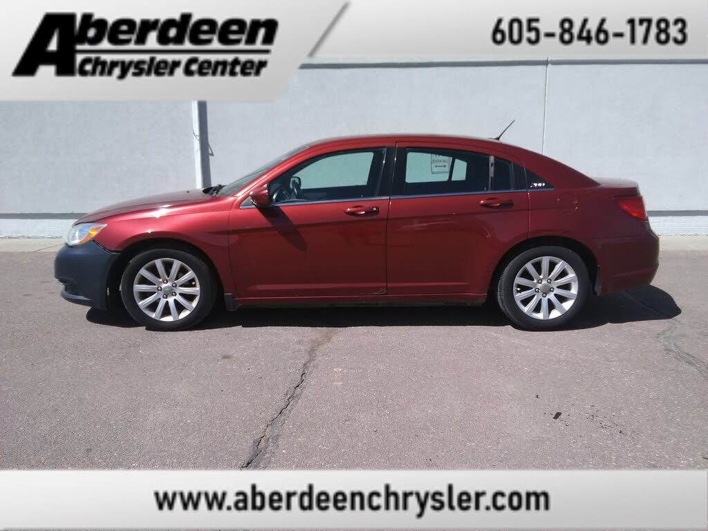 2014 CHRYSLER 200