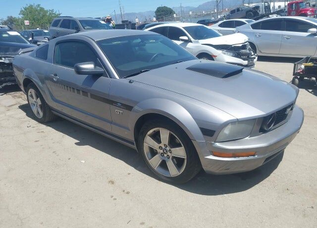 2006 FORD Mustang