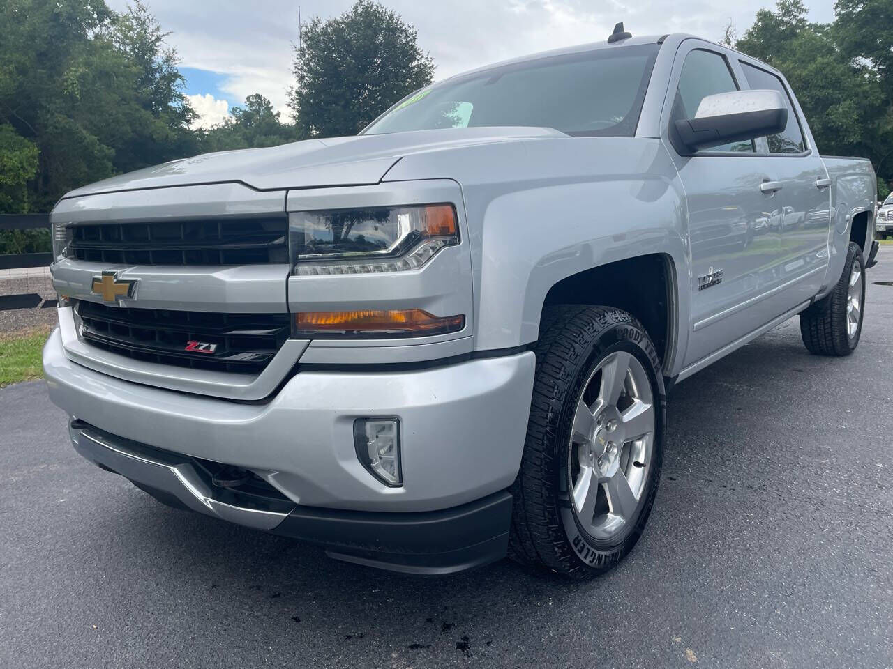 2017 CHEVROLET Silverado