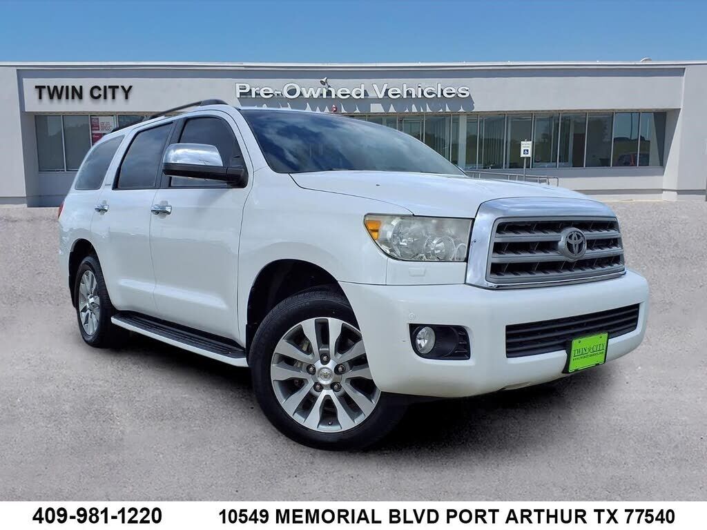 2016 TOYOTA Sequoia
