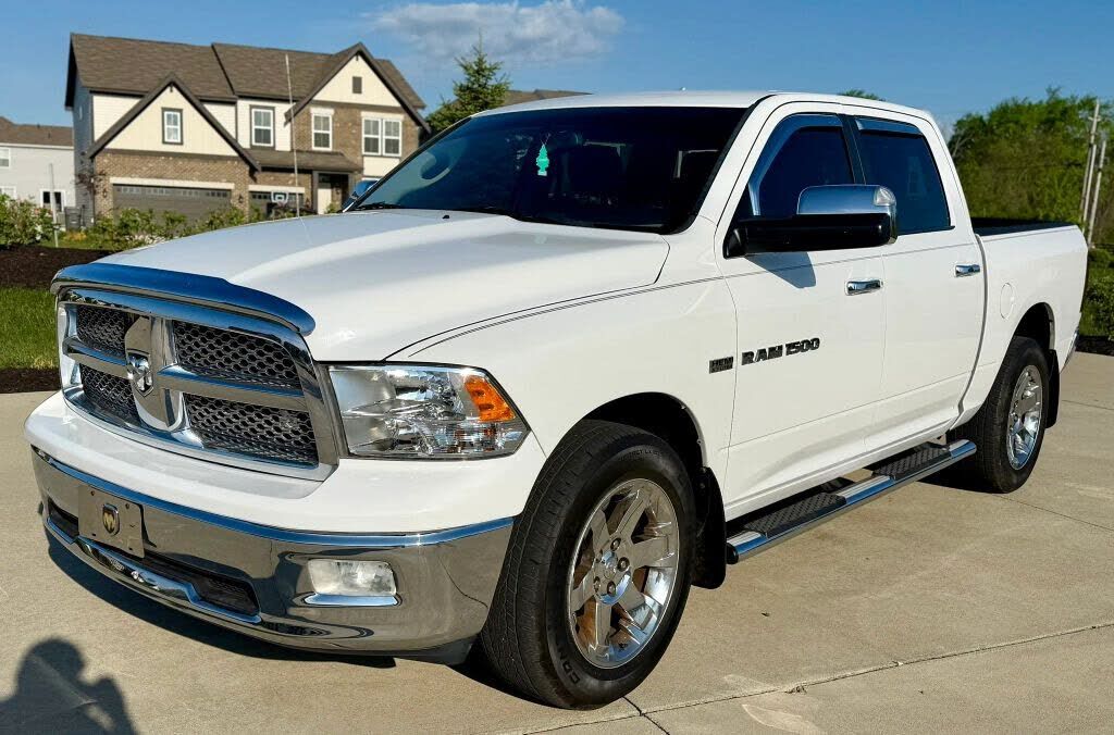 2011 DODGE Ram