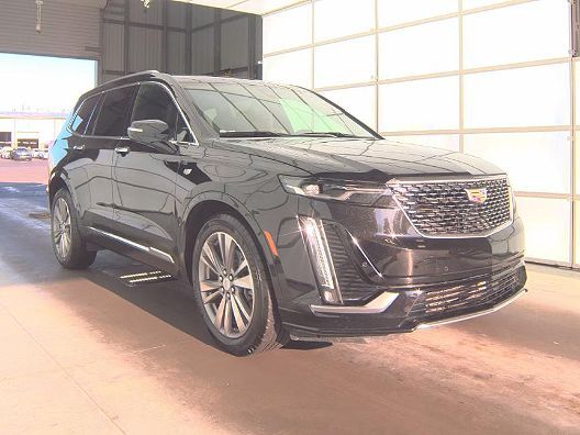 2025 CADILLAC XT6