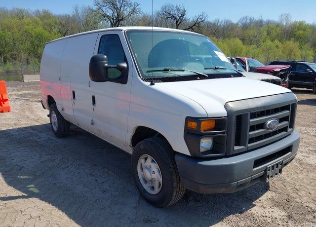2012 FORD E-250