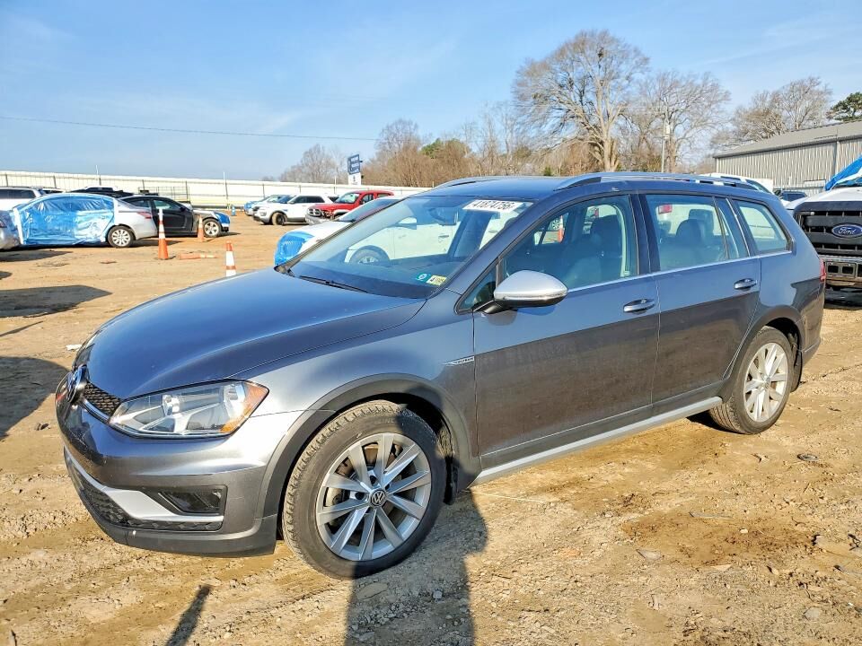 2017 VOLKSWAGEN Golf Alltrack