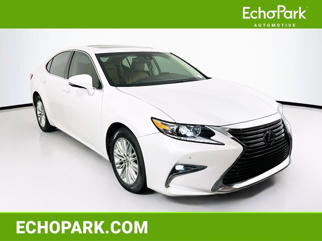 2017 LEXUS ES