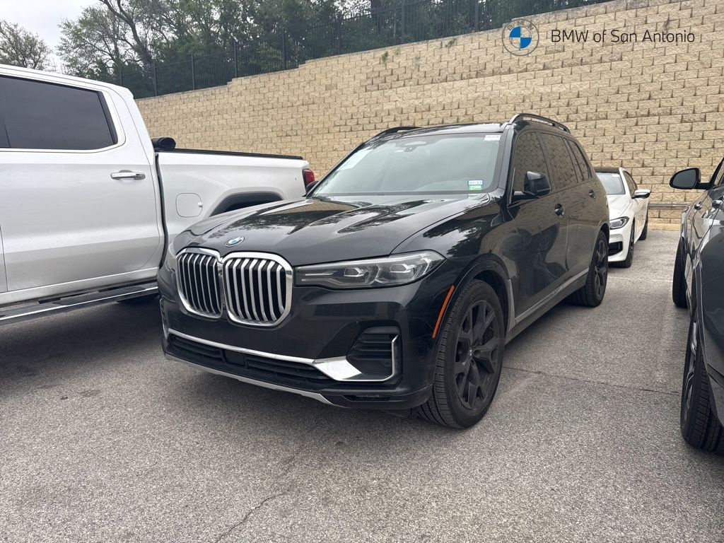 2022 BMW X7
