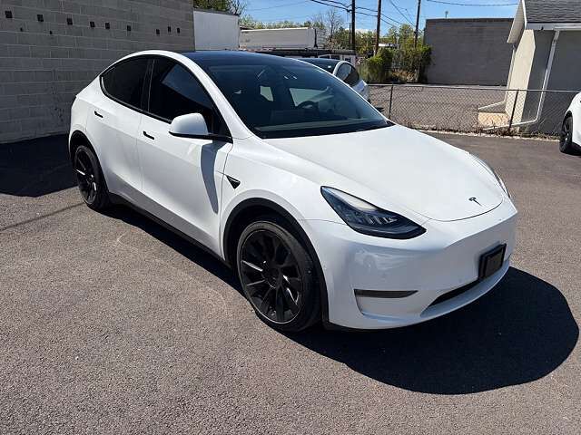 2021 TESLA Model Y
