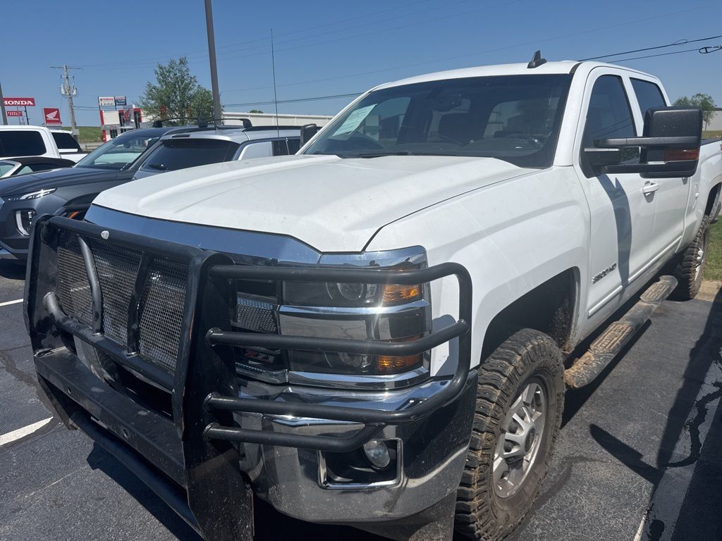 2018 CHEVROLET Silverado