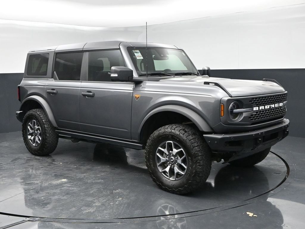 2024 FORD Bronco