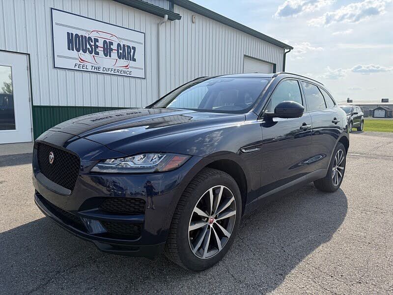 2017 JAGUAR F-Pace