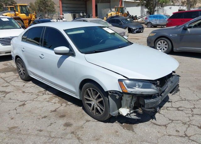2017 VOLKSWAGEN Jetta