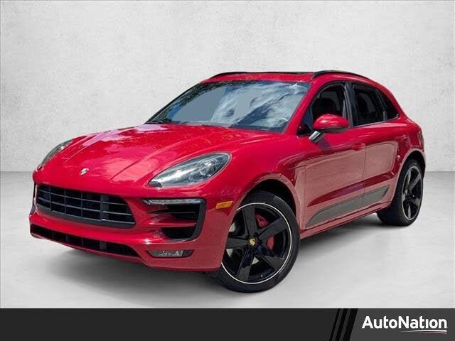 2018 PORSCHE Macan