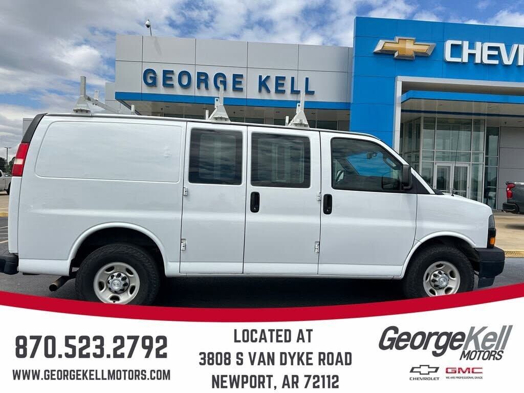 2018 CHEVROLET Express