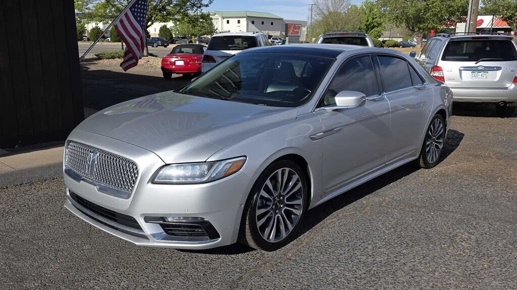 2017 LINCOLN Continental