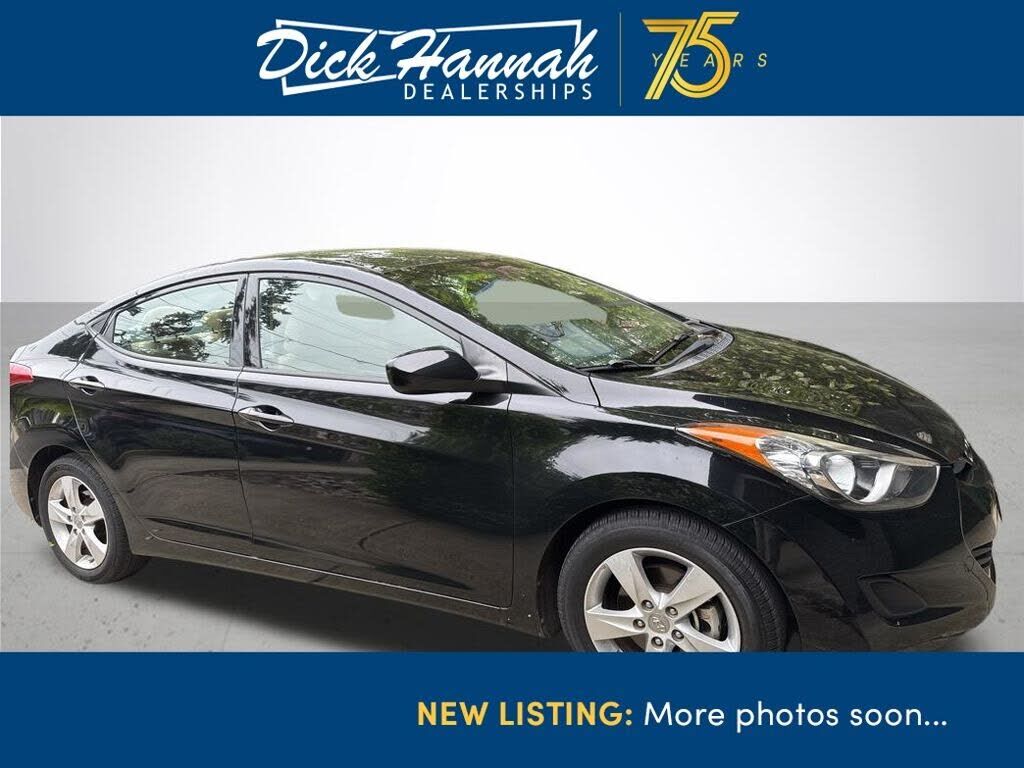 2013 HYUNDAI Elantra
