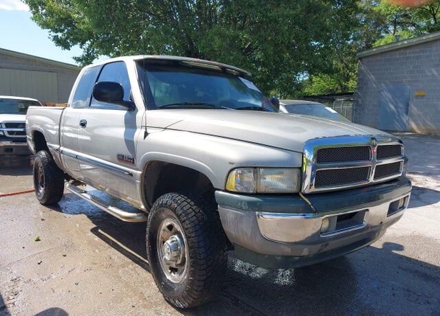 1999 DODGE Ram