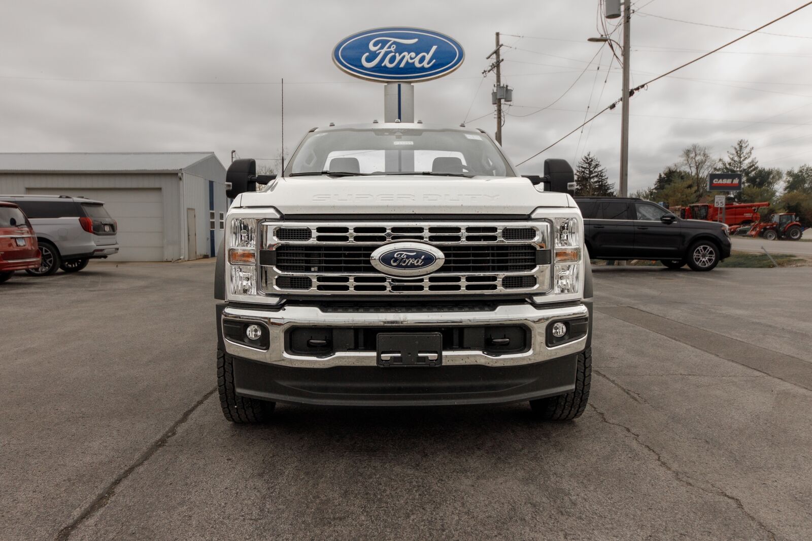2025 FORD F-600