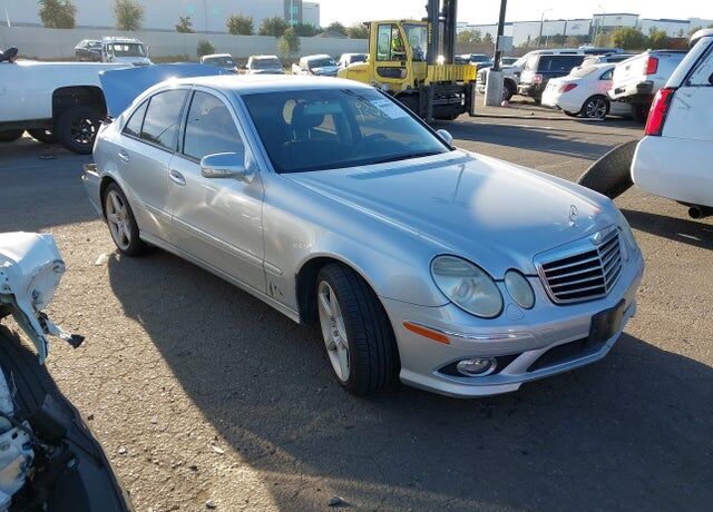 2009 MERCEDES-BENZ E-Class