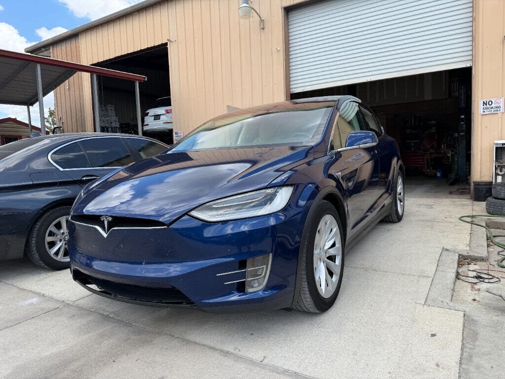 2017 TESLA Model X