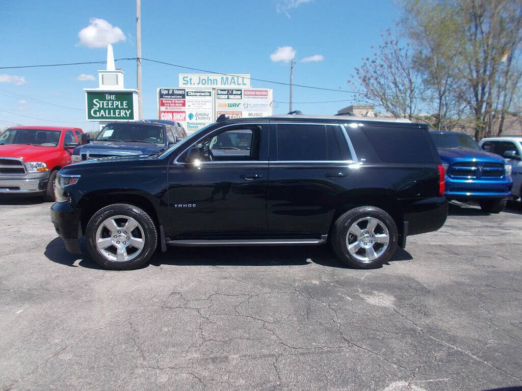 2017 CHEVROLET Tahoe