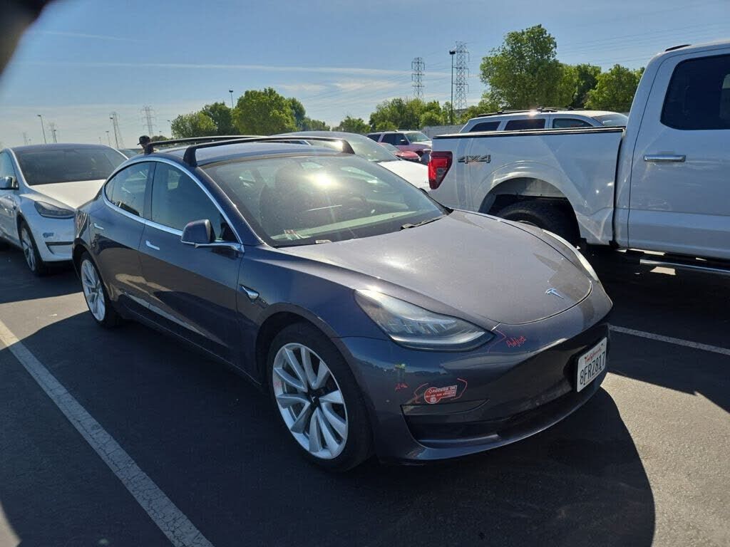 2019 TESLA Model 3