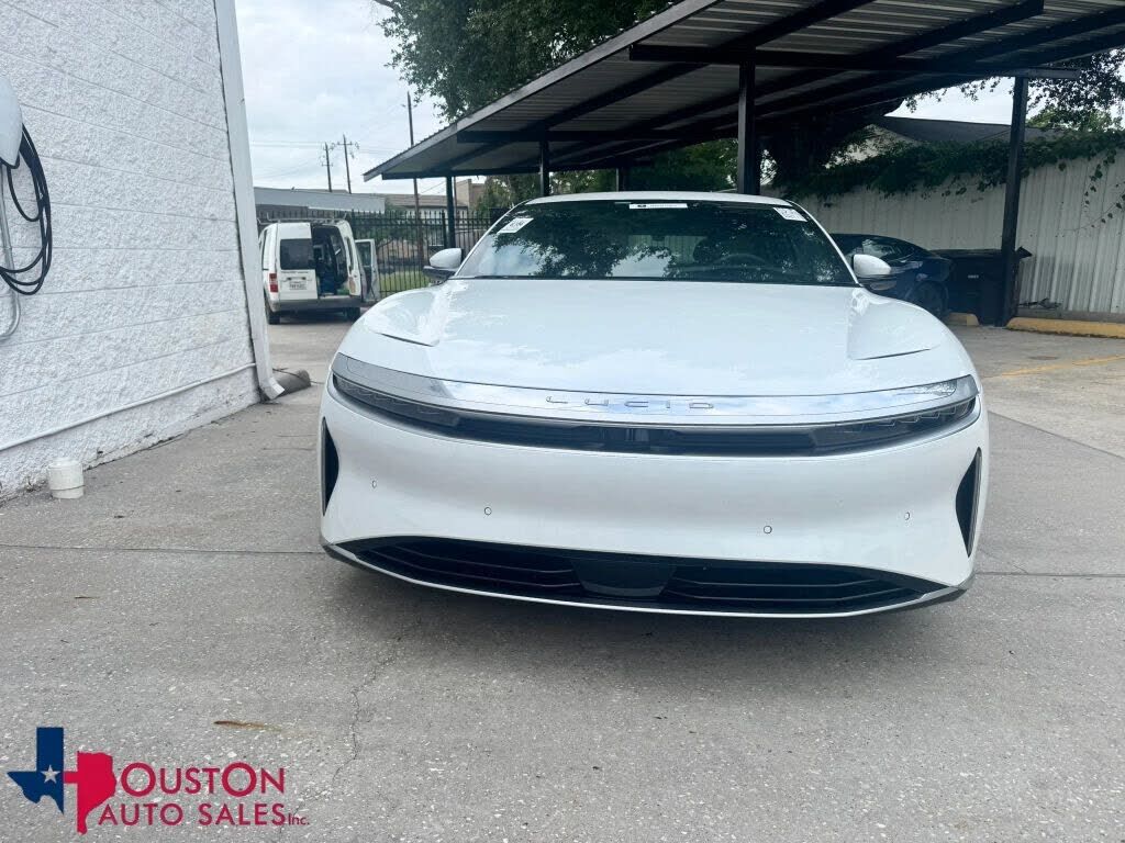 2024 LUCID Air